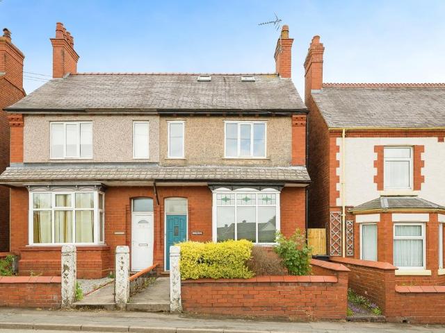 House for sale in Wrexham, Wales