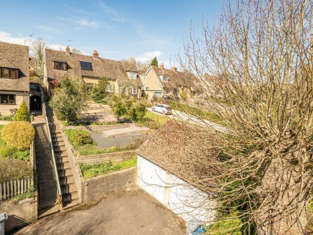 House for sale in Black Bourton, Oxfordshire