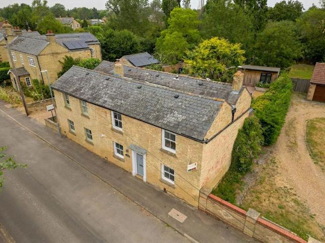 House for sale in Arrington, Cambridgeshire