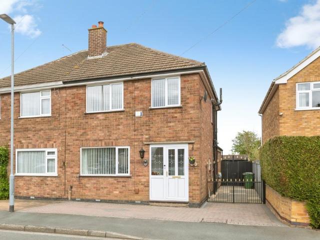 House for sale in Elmfield, Leicestershire