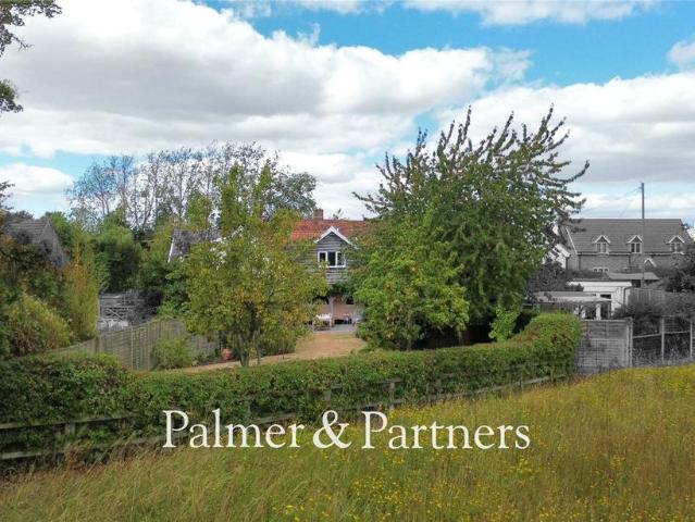 House for sale in Bedingfield, Suffolk