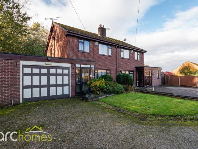 House for sale in Howe Bridge, Wigan