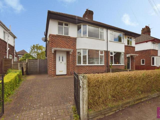 House for sale in Ashton upon Mersey, Trafford Park