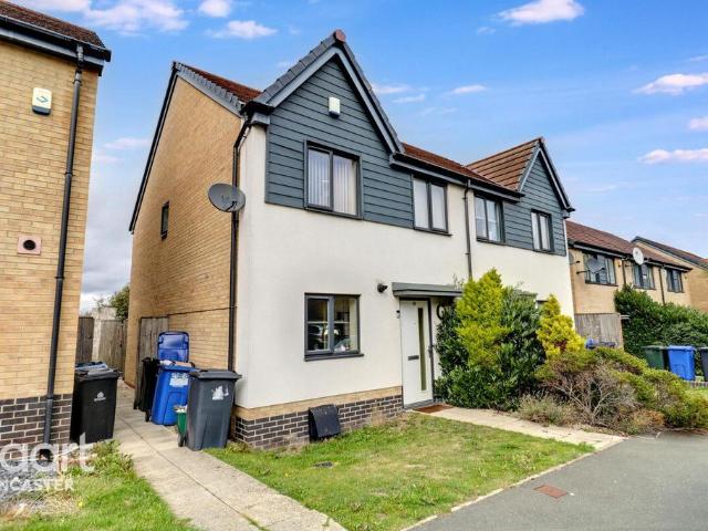House for sale in Edlington, South Yorkshire