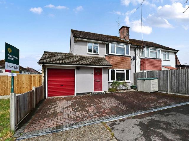 House for sale in Farnborough, Hampshire