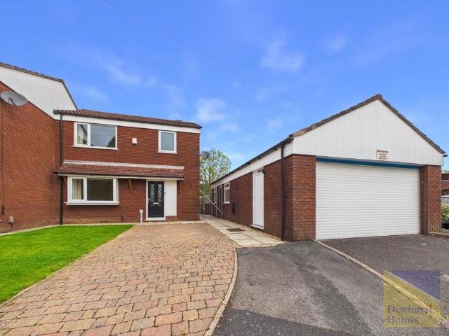 House for sale in Higher Bartle, Lancashire