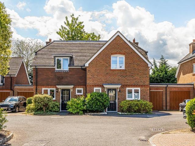 House for sale in Westfield, Woking