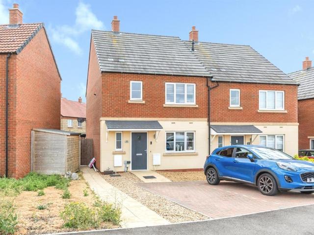House for sale in Raunds