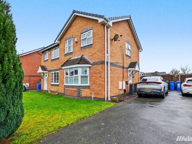 House for sale in Murdishaw, Halton