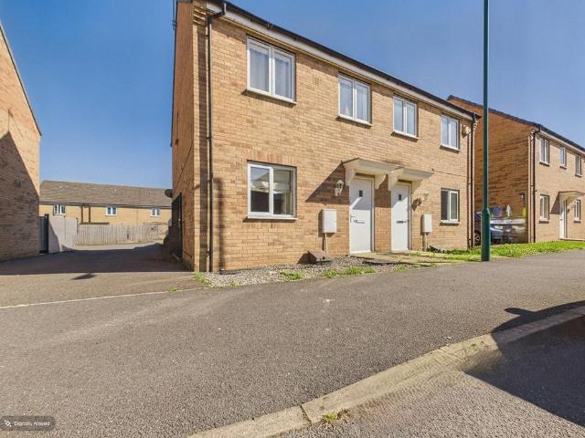 House for sale in Cardea, Peterborough