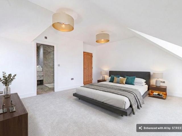 House for sale in Attenborough, East Midlands