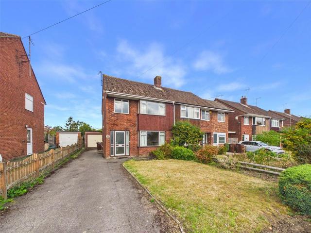 House for sale in Swindon, Golden Valley