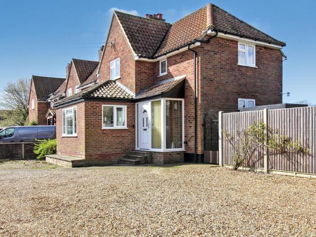 House for sale in East Tuddenham, Norfolk