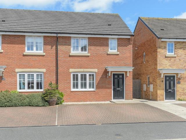 House for sale in East Chevington, Hadston