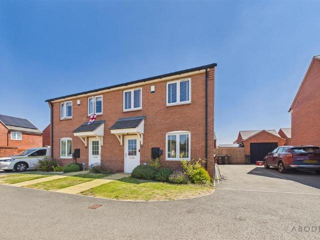 House for sale in Castle Donington, Leicestershire