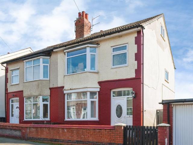 House for sale in Woodhey, Bebington