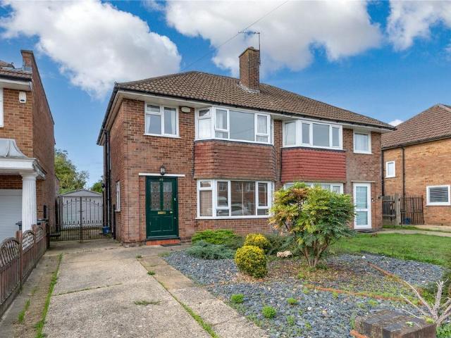House for sale in Stopsley, Luton