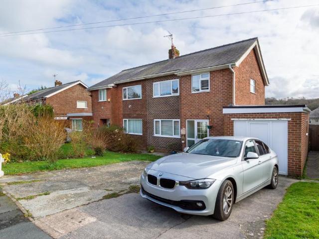 House for sale in Bangor, Wales
