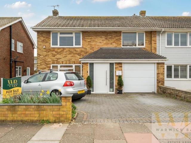 House for sale in Fishersgate, West Sussex