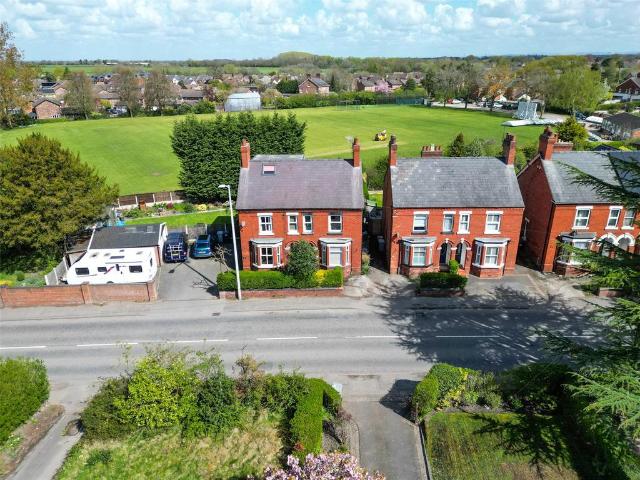 House for sale in Middlewich