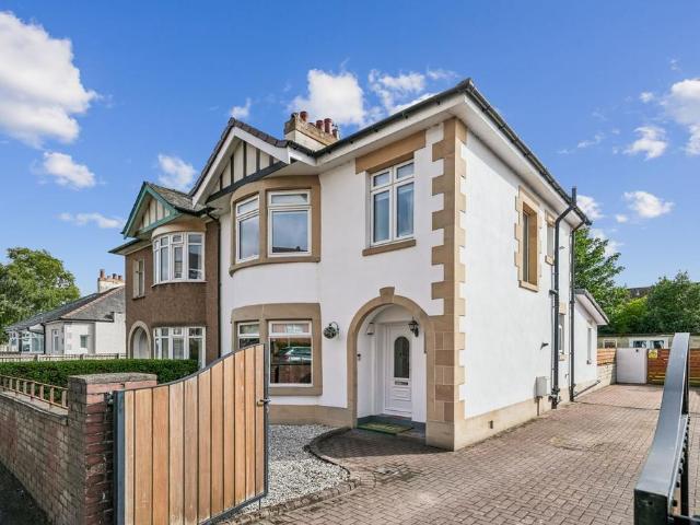 House for sale in Motherwell, Scotland