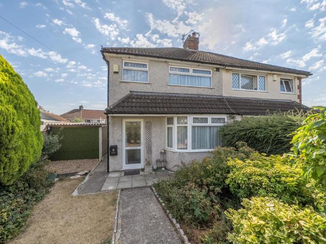 House for sale in Broomhill, Feckenham