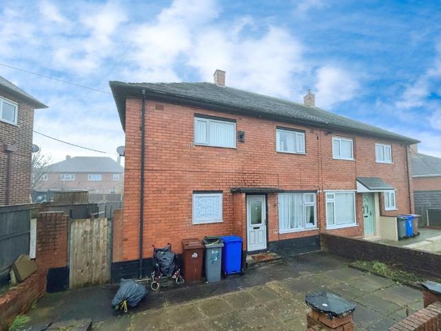 House for sale in Norton-Le-Moors, Smallthorne
