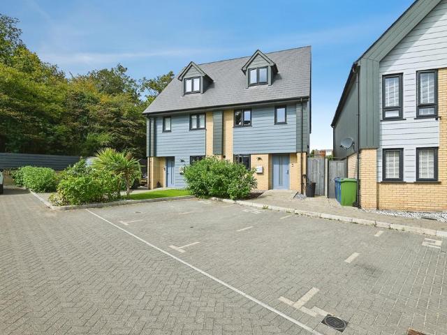 House for sale in Merryman's Hill, Oad Street