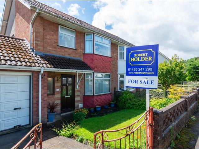 House for sale in Waundeg, Sirhowy