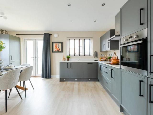 House for sale in Perryfields, West Sussex