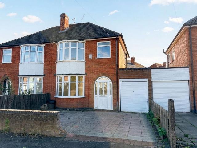 House for sale in Knighton, Leicester