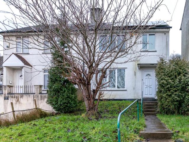 House for sale in Feckenham, City Of Bristol