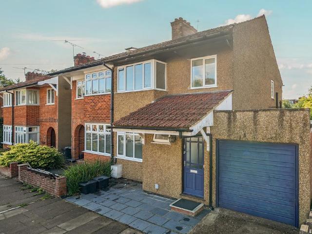 House for sale in St Albans