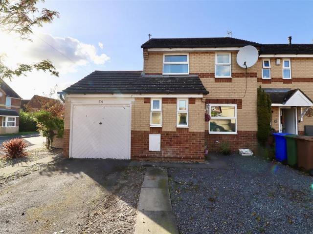 House for sale in Elloughton-cum-Brough, Brough