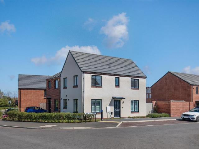House for sale in Woolsington, Newcastle Upon Tyne