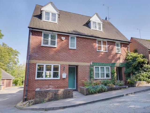 House for sale in Sawbridgeworth, Colliers End