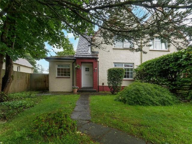 House for sale in Clarkston, Scotland