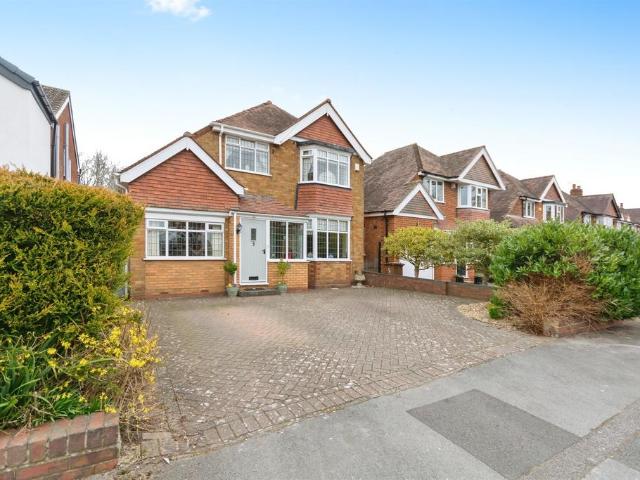 House for sale in Elmdon, West Midlands