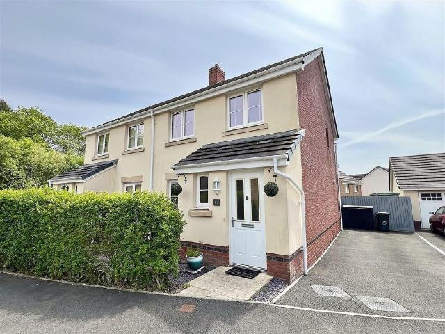 House for sale in Parc Derwen, Bridgend