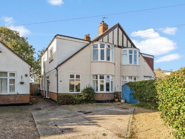 House for sale in Newtown, Henlow