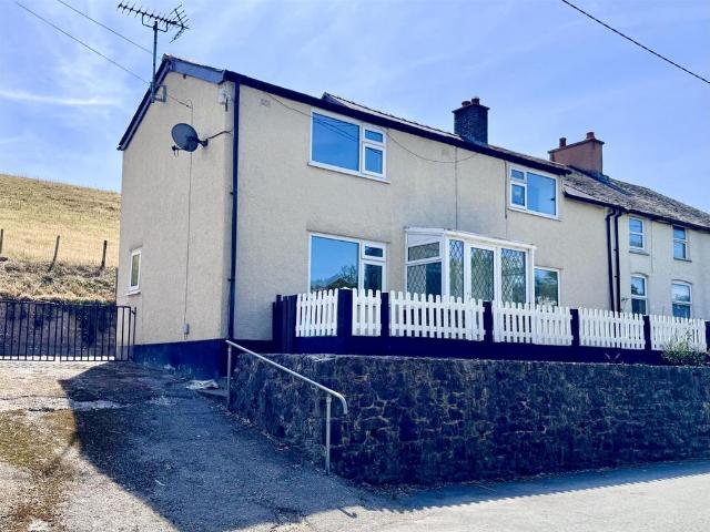 House for sale in Pandy Tudur, Wales
