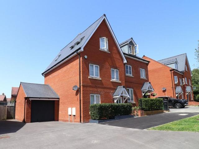 House for sale in Helford, Hampshire
