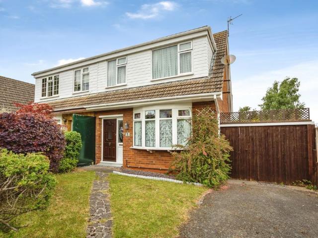 House for sale in Shepshed, Elmfield