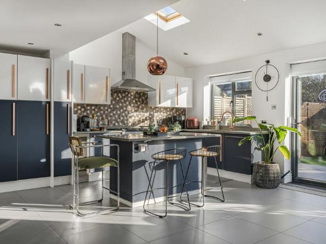 House for sale in Whitton, Greater London