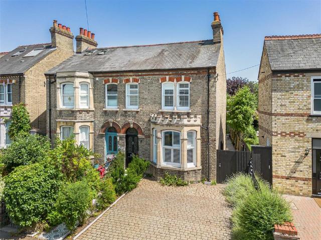 House for sale in Arbury, Cambridgeshire