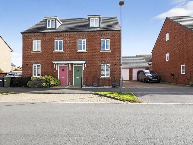 House for sale in Broughton Gate, Monkston Park
