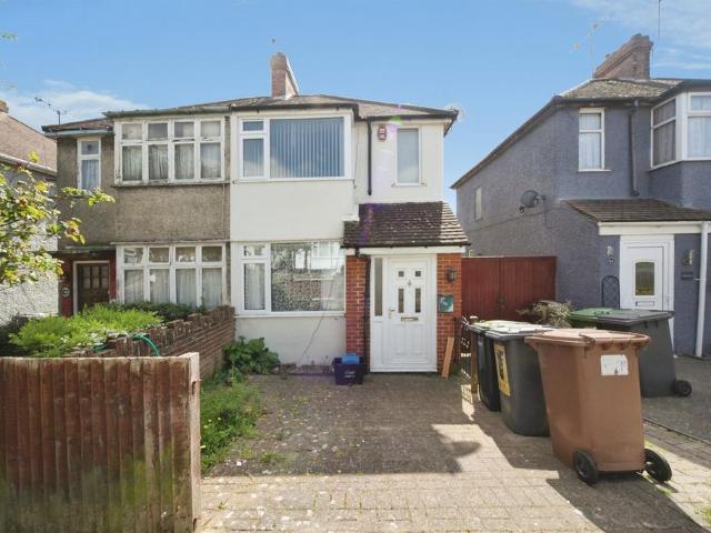 House for sale in Sundon Park, Luton