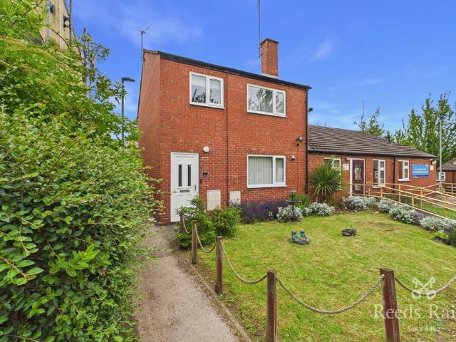 House for sale in Dinnington St. John's, Dinnington