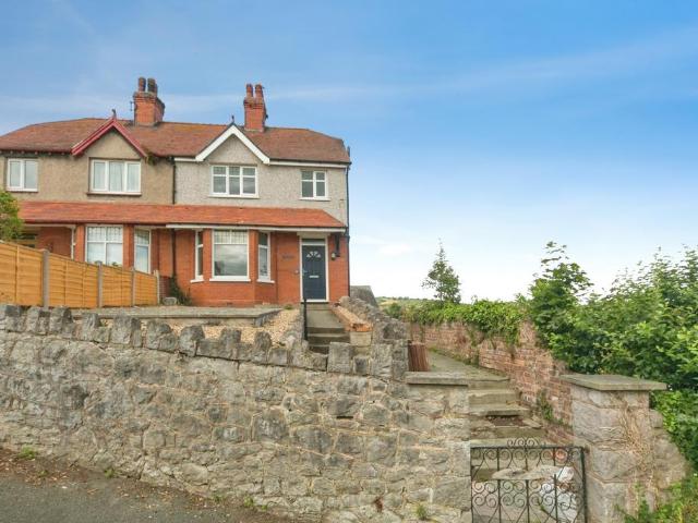 House for sale in Old Colwyn, Wales
