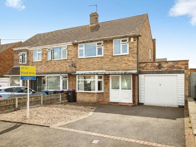 House for sale in Barton In Fabis, East Midlands